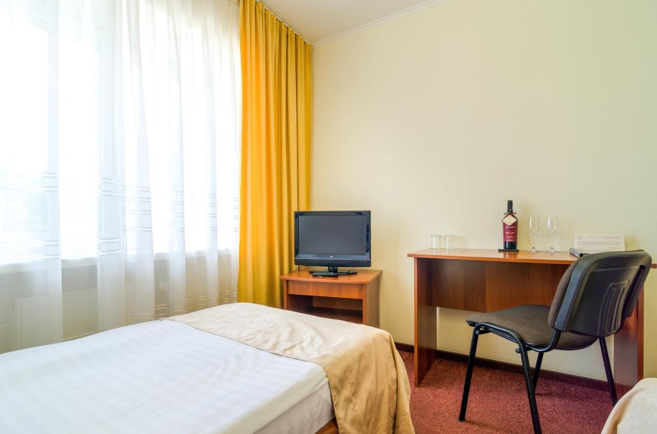 Raziotel Кривой Рог Екстериор снимка