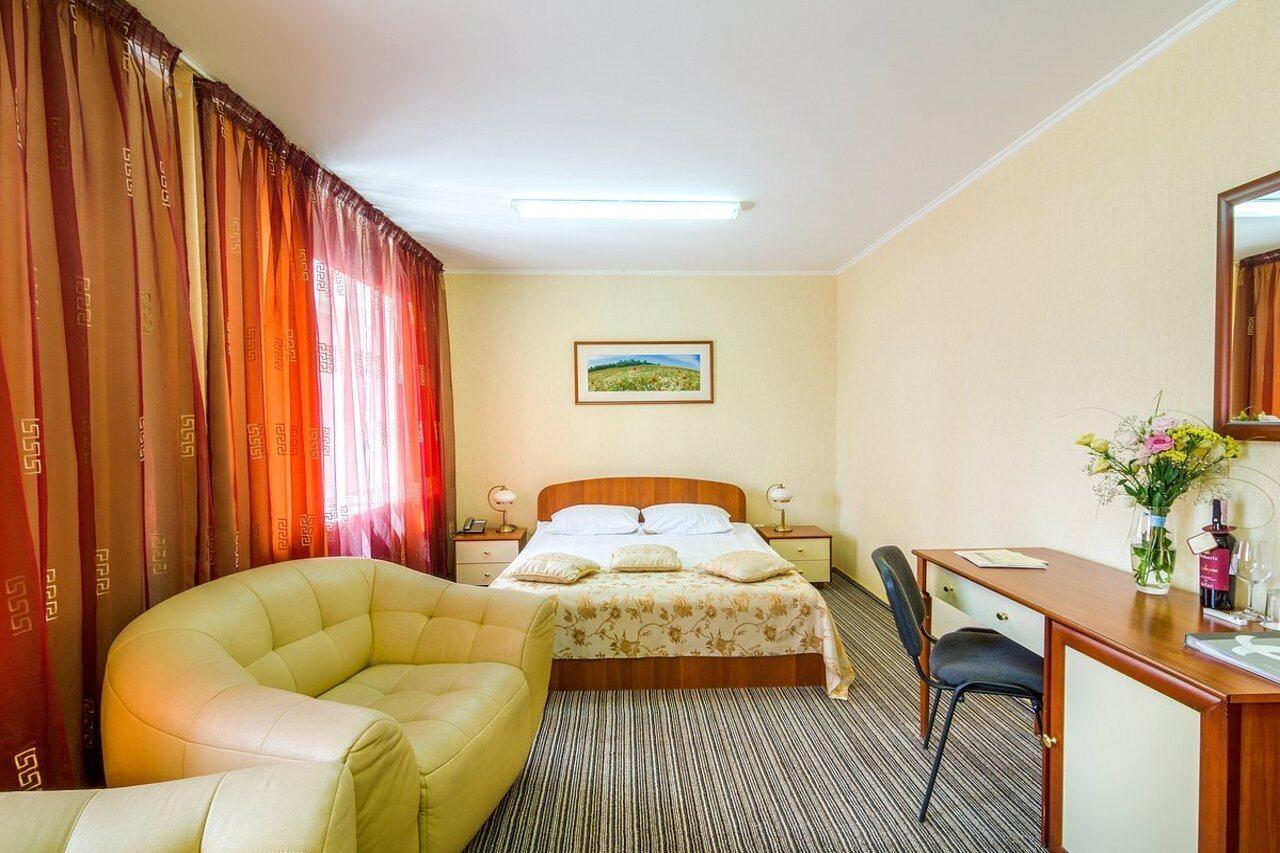 Raziotel Кривой Рог Екстериор снимка